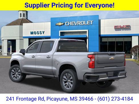 New 2026 Chevrolet Silverado 1500 LT image 3