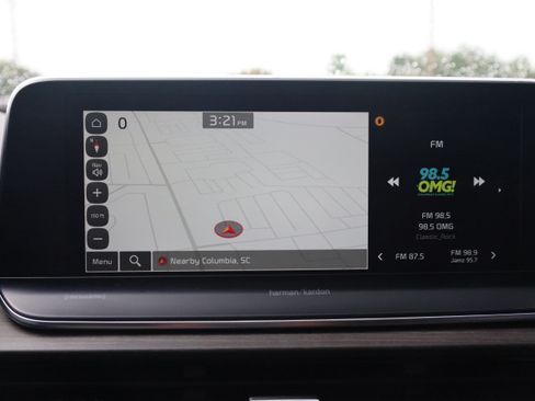 Used 2022 Kia Telluride SX w/ SX Prestige Package AWD/4WD image 9