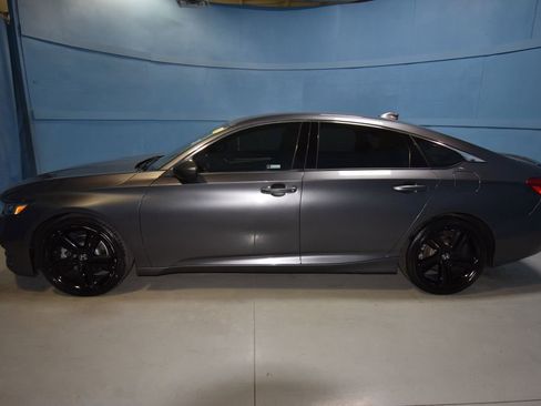 Used 2020 Honda Accord Sport image 26