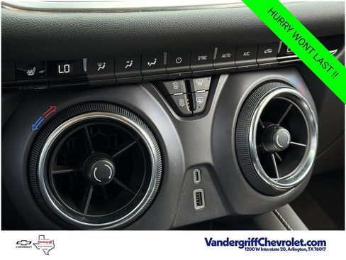 Certified 2025 Chevrolet Blazer LT AWD/4WD image 18