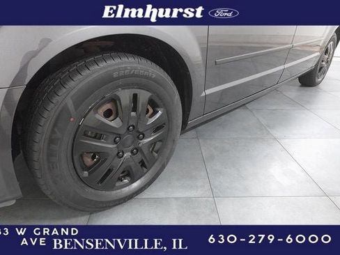 Used 2017 Dodge Grand Caravan SE w/ Power Window Group image 28