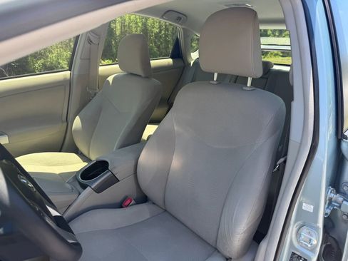 Used 2013 Toyota Prius Two FWD image 19