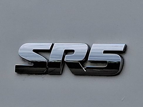 Certified 2021 Toyota Tundra SR5 AWD/4WD image 30
