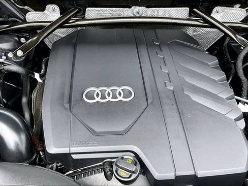 Used 2023 Audi Q5 Premium w/ Premium Plus Package AWD/4WD image 34