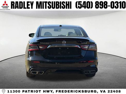 Used 2019 Nissan Maxima Platinum w/ Illumination Package FWD image 17