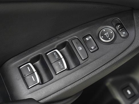 Used 2020 Honda Accord Touring image 19