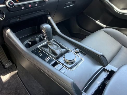 Used 2020 MAZDA MAZDA3 AWD Sedan w/ Select Package image 19