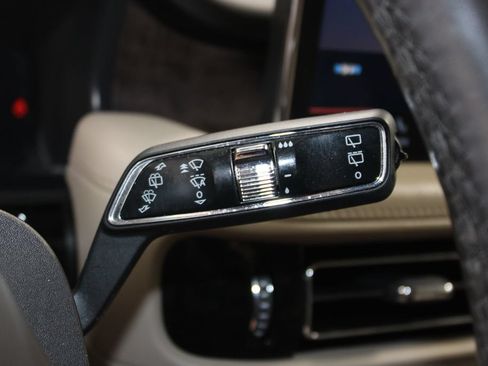 Used 2023 Lincoln Nautilus Reserve FWD image 40