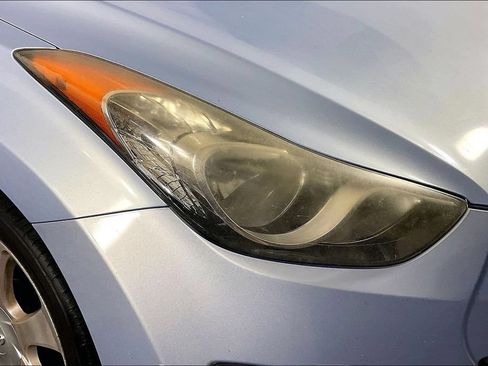 Used 2011 Hyundai Elantra Limited w/ Premium Pkg 5 FWD image 38
