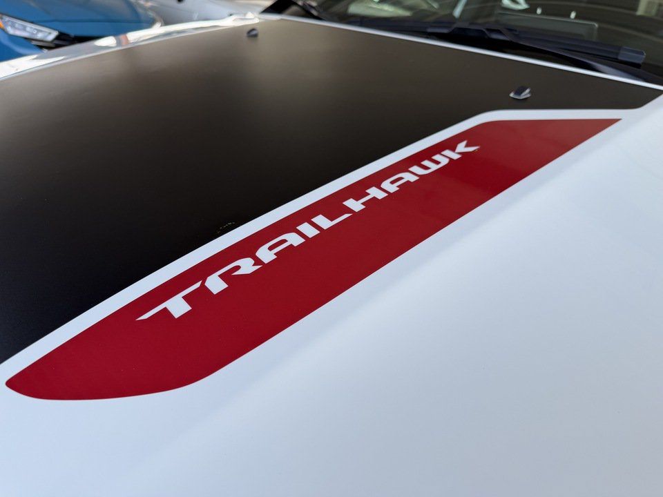 Used 2024 Jeep Compass Trailhawk AWD/4WD image 30