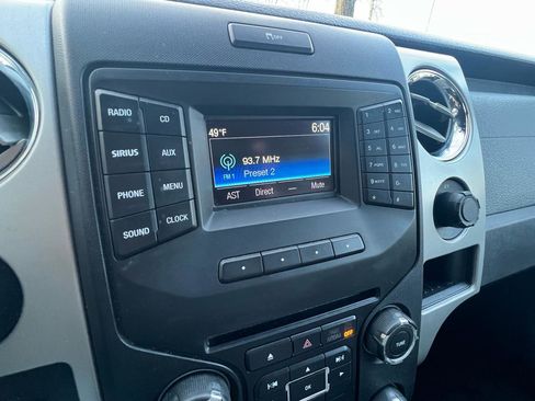 Used 2014 Ford F150 XLT w/ Equipment Group 302A Luxury image 40