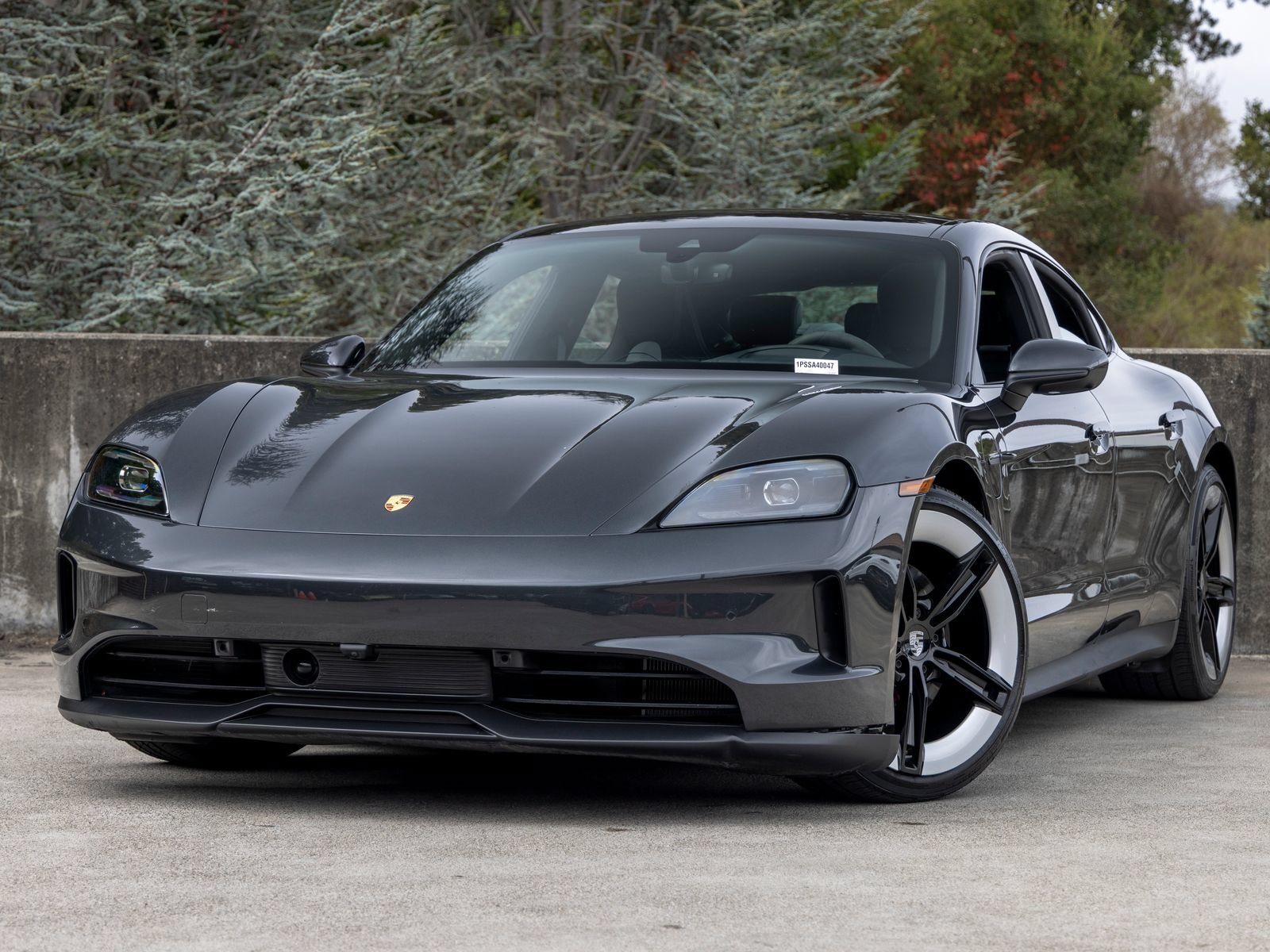 Certified 2025 Porsche Taycan 4S AWD/4WD image 1