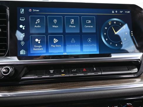 Used 2024 Chevrolet Silverado 2500 LT w/ Convenience Package image 22