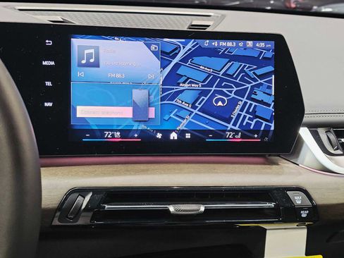 New 2026 BMW X1 xDrive28i image 16