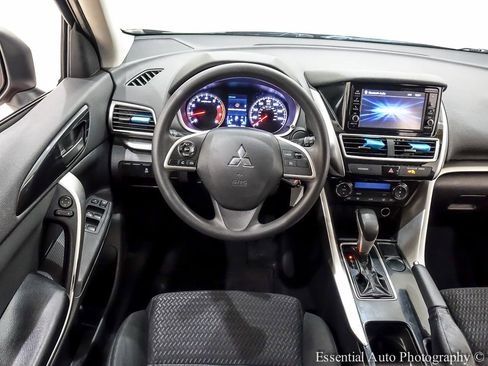Used 2019 Mitsubishi Eclipse Cross ES image 17