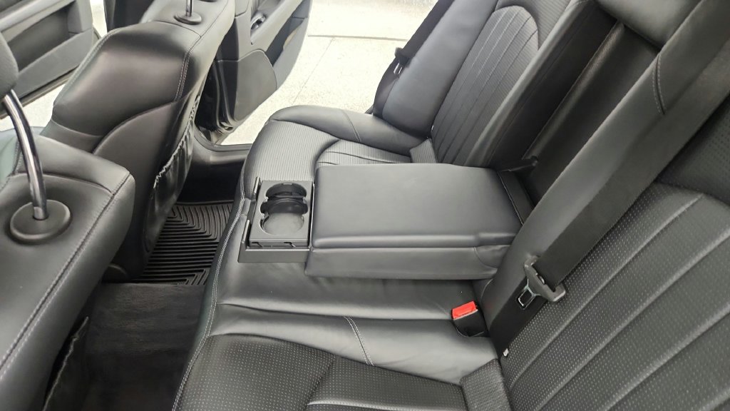 Used 2005 Mercedes-Benz E 55 AMG Sedan image 56