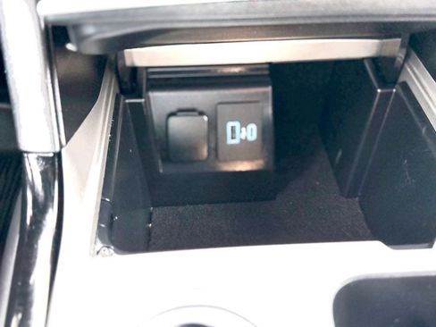Used 2023 Ford Explorer ST w/ Equipment Group 401A AWD/4WD image 37