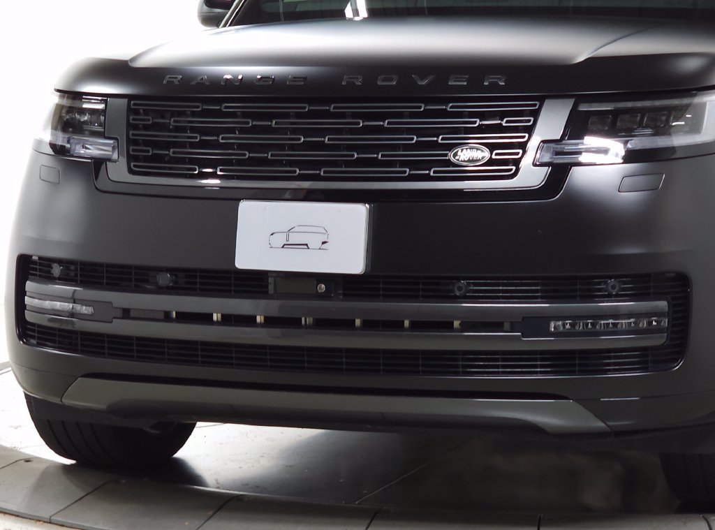 Used 2025 Land Rover Range Rover Long Wheelbase SE AWD/4WD image 13