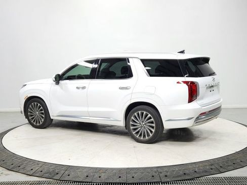 Used 2024 Hyundai Palisade Calligraphy image 5
