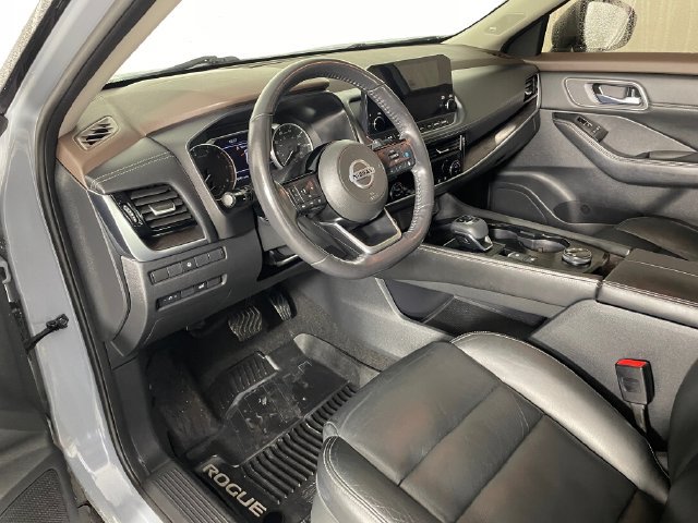 Used 2021 Nissan Rogue SL w/ Premium Package AWD/4WD image 3