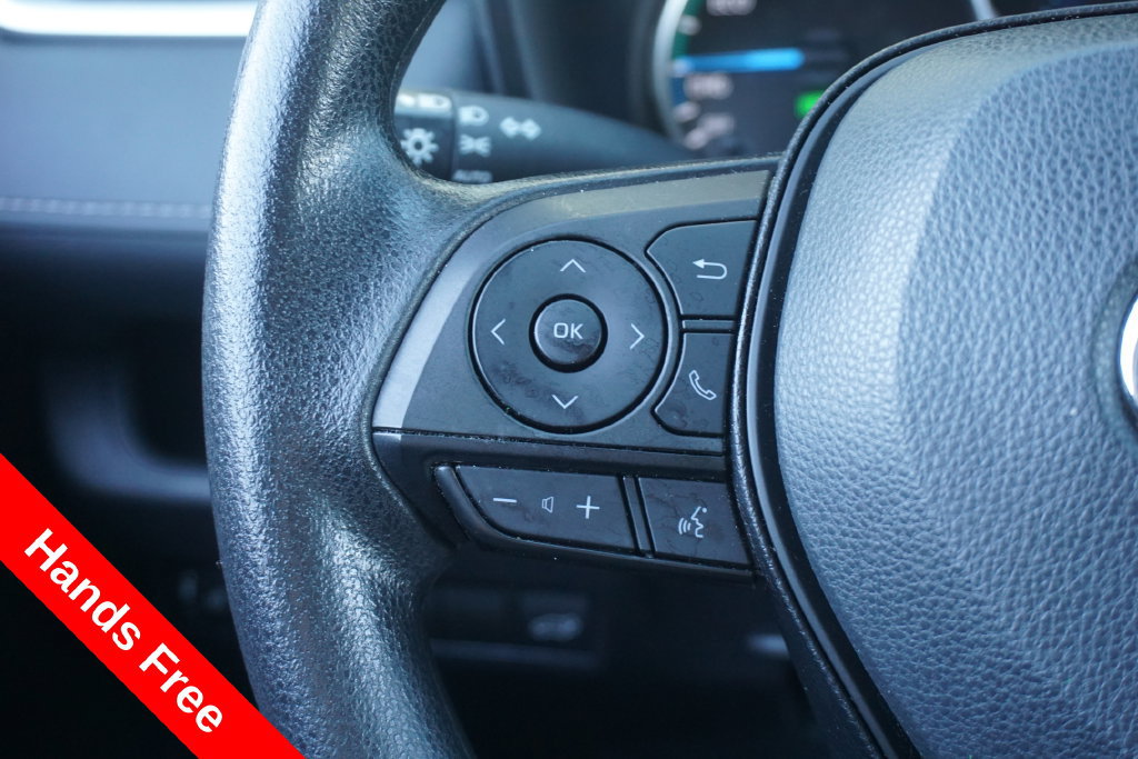 Used 2022 Toyota RAV4 XLE w/ Convenience Package AWD/4WD image 4