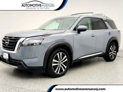 Used 2023 Nissan Pathfinder Platinum