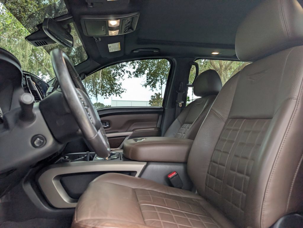 Used 2022 Nissan Titan Platinum Reserve w/ Moonroof Package AWD/4WD image 15