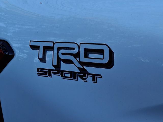 Used 2025 Toyota Tacoma TRD Sport AWD/4WD image 6