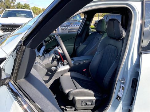 Used 2025 BMW X3 M50 w/ Premium Package AWD/4WD image 27