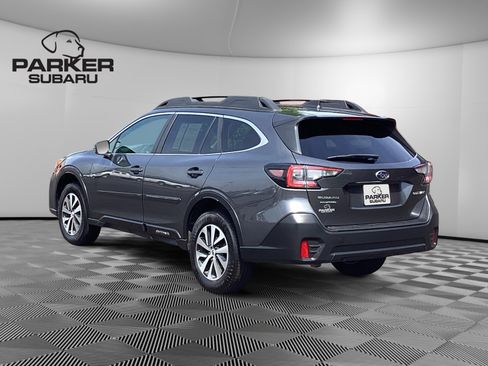 Used 2020 Subaru Outback Premium w/ Popular Package #1 AWD/4WD image 3