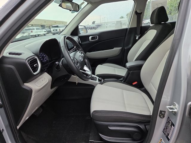 Certified 2022 Hyundai Venue SEL FWD image 21