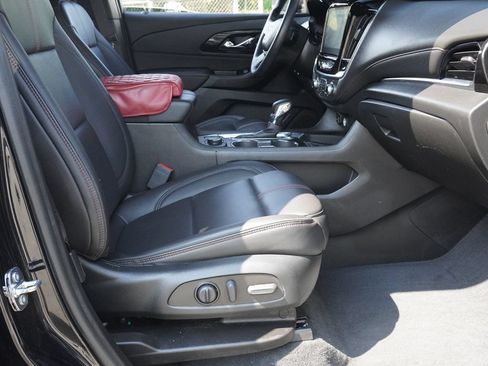 Used 2023 Chevrolet Traverse RS w/ LPO, Floor Liner Package AWD/4WD image 30
