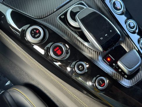 Used 2018 Mercedes-Benz AMG GT R image 35