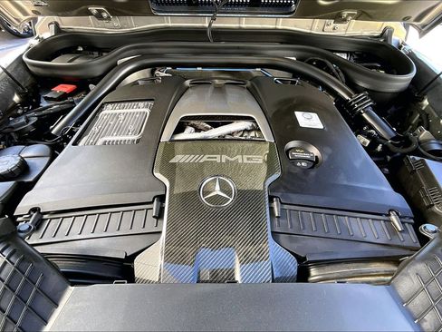 Used 2021 Mercedes-Benz G 63 AMG 4MATIC w/ Seat Comfort Package image 10