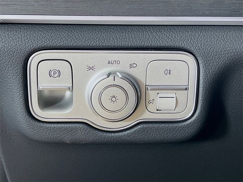 New 2026 Mercedes-Benz GLE 350 4MATIC image 11