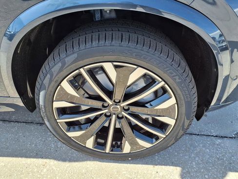 New 2026 Volvo XC90 B6 Ultra w/ Protection Package image 9