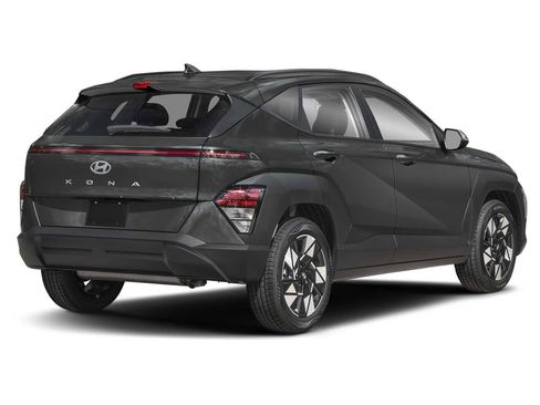 Used 2025 Hyundai Kona SEL image 2