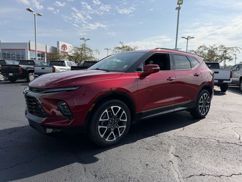 Used 2023 Chevrolet Blazer RS w/ Enhanced Convenience Package AWD/4WD image 3