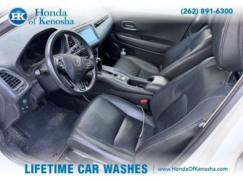 Used 2019 Honda HR-V EX-L image 5