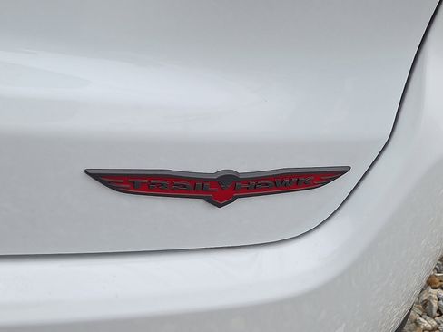 Used 2024 Jeep Compass Trailhawk image 29