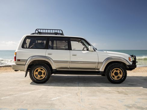 Used 1997 Lexus LX 450 4WD image 4