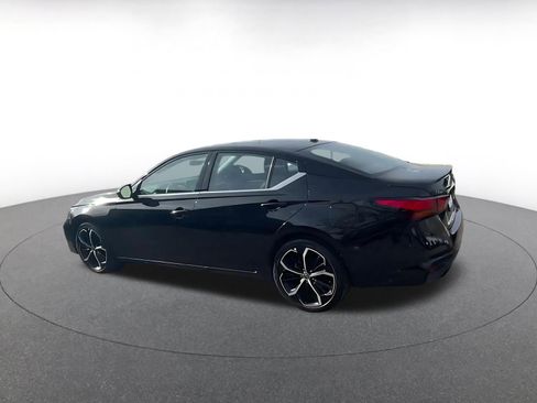 Used 2025 Nissan Altima 2.5 SR image 10