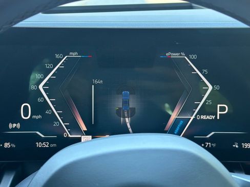 Used 2025 BMW i5 xDrive40 w/ Executive Package image 35