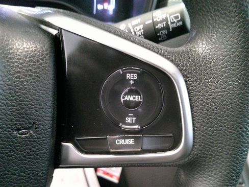 Used 2018 Honda CR-V LX image 15