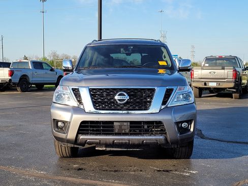 Used 2019 Nissan Armada Platinum w/ Captain's Chairs Package image 9