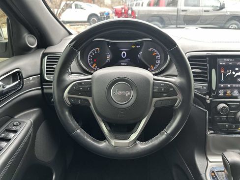 Used 2020 Jeep Grand Cherokee Overland image 11