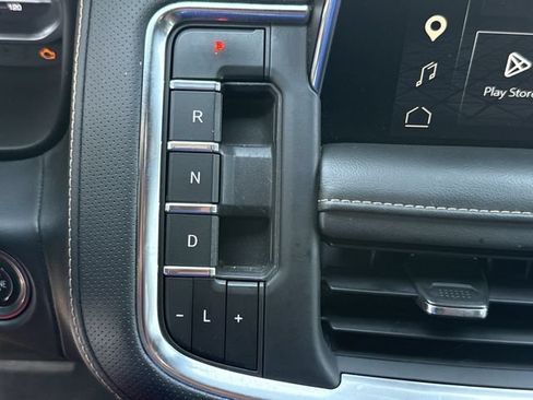 Used 2023 GMC Yukon XL AT4 w/ Technology Package AWD/4WD image 21