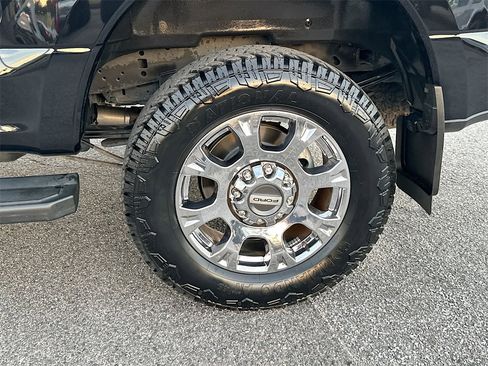 Used 2022 Ford F250 Lariat w/ Lariat Ultimate Package image 24