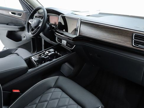 New 2026 Volkswagen Atlas SEL Premium R-Line image 33