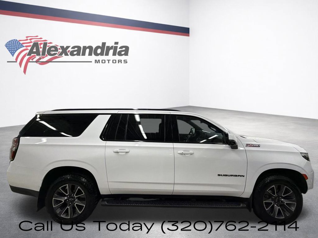 Used 2021 Chevrolet Suburban Z71 w/ Z71 Signature Package AWD/4WD image 6